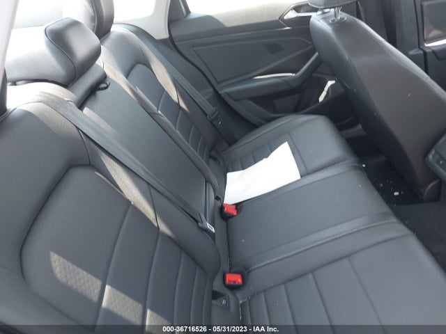 3VWE57BU2MM008438 Volkswagen JETTA SEL