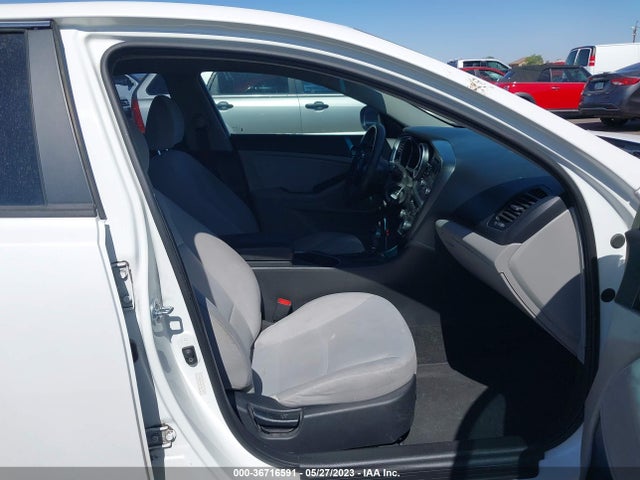 KIA Optima Lx 2015 KNAGM4A76F5547059 Image 6