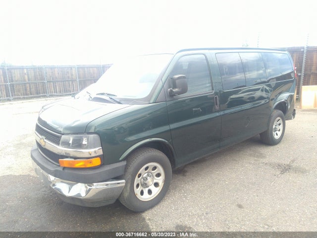Chevrolet Express Passenger Lt 2014 1GNSHCF45E1189976 Image 2