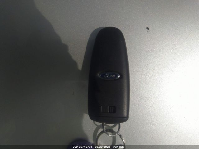 1FMCU9J9XFUC64584 Ford Escape Titanium
