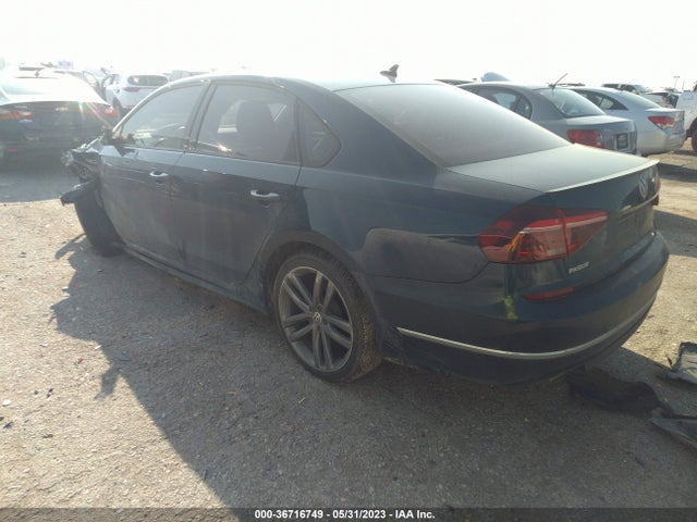1VWAA7A33JC041402 Volkswagen Passat 2.0t S/r-line