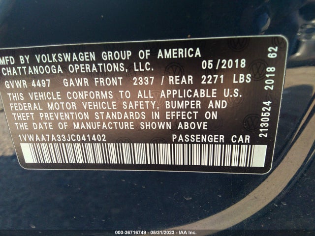 1VWAA7A33JC041402 Volkswagen Passat 2.0t S/r-line