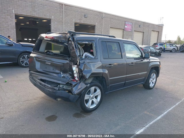 1C4NJPFA9GD647947 Jeep Patriot Latitude
