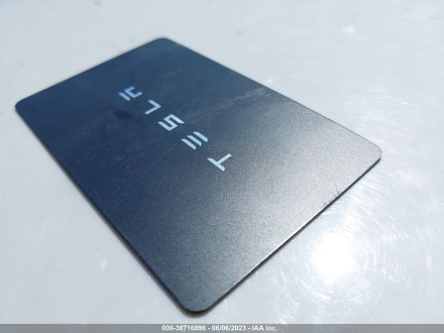 7SAYGDEF7NF489494 Tesla Model Y Performance