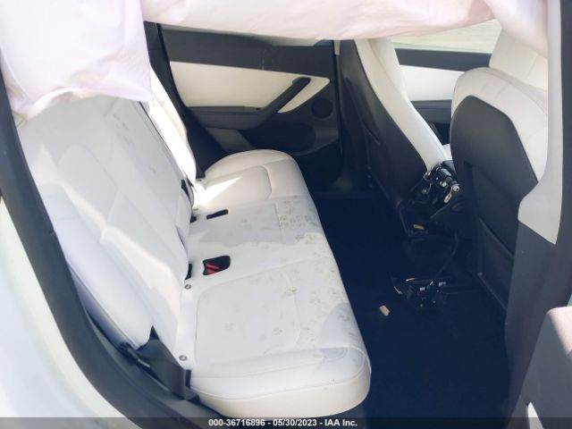 7SAYGDEF7NF489494 Tesla Model Y Performance