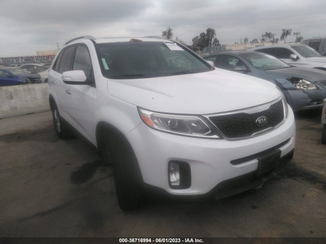 KIA SORENTO LX 2015 5XYKT4A62FG644886 Image 1