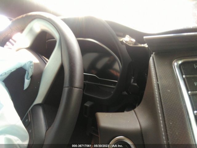 1GKS2GKD8NR287798 GMC Yukon Xl Slt