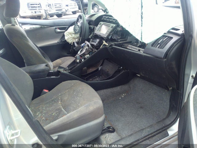 Toyota Prius Four 2015 JTDKN3DU8F0408778 Image 5