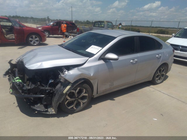 KIA Forte Lxs 2019 3KPF24AD5KE010241 Image 2