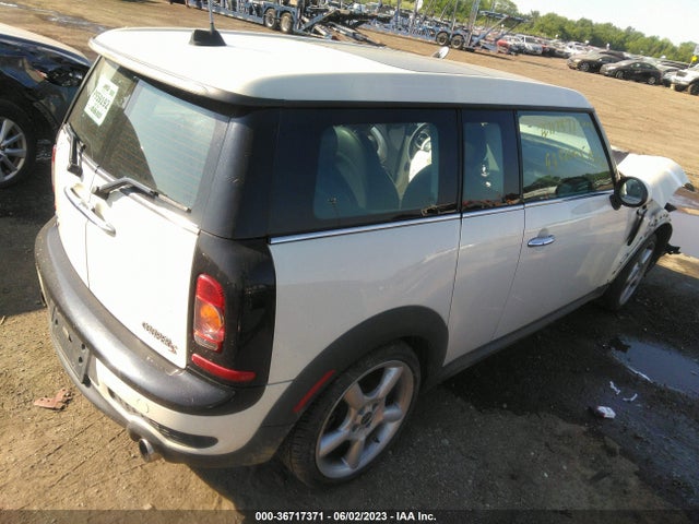 2008 MINI COOPER S CLUBMAN WMWMM33588TP71585 Photo 3