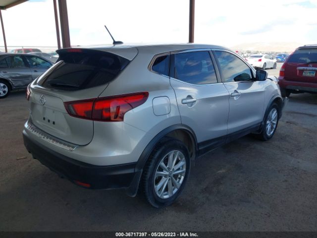 JN1BJ1CP9KW231163 Nissan Rogue Sport S