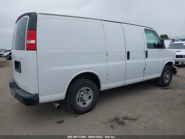 Chevrolet EXPRESS CARGO VAN 2015 1GCWGFCF0F1109084 Image 5