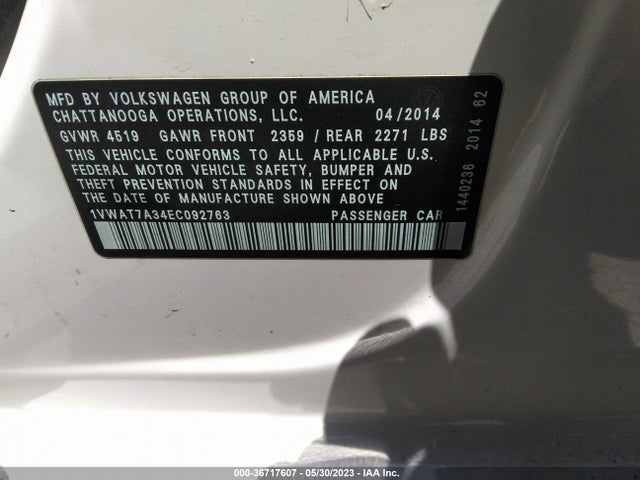1VWAT7A34EC092763 Volkswagen Passat Wolfsburg Ed