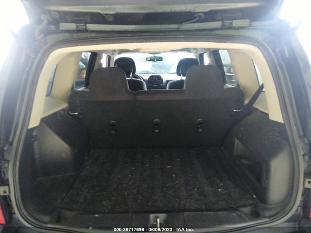 1C4NJPBA1ED887383 Jeep Patriot Altitude