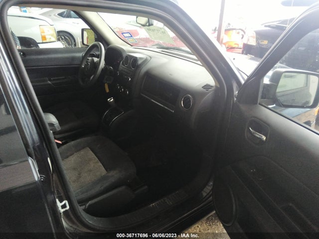 1C4NJPBA1ED887383 Jeep Patriot Altitude