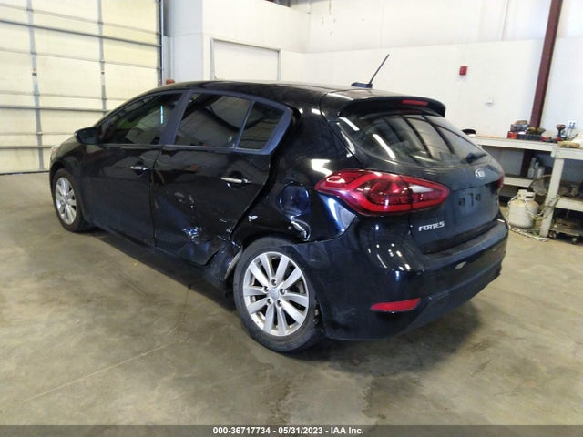 KIA Forte5 Ex 2017 KNAFX5A87H5670731 Image 3