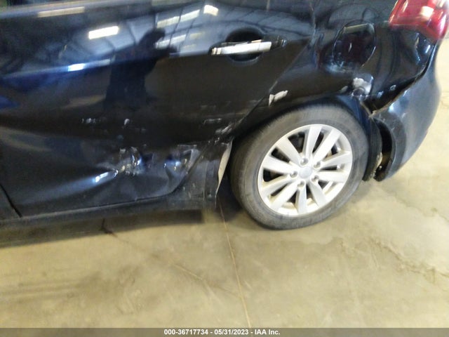 KIA Forte5 Ex 2017 KNAFX5A87H5670731 Image 6