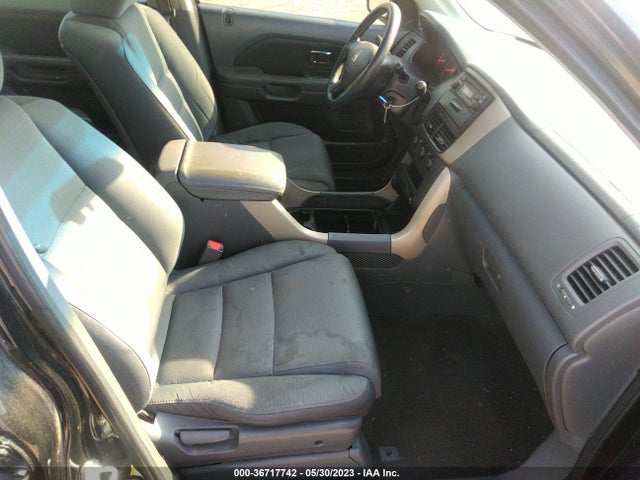 2007 HONDA PILOT LX VIN: 5FNYF281X7B027454