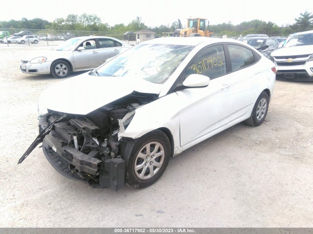 Hyundai ACCENT GLS 2014 KMHCT4AEXEU715935 Image 2