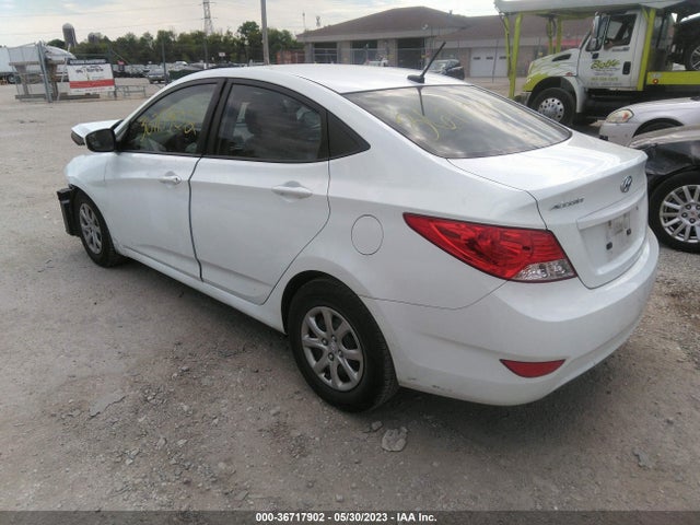 Hyundai ACCENT GLS 2014 KMHCT4AEXEU715935 Image 4