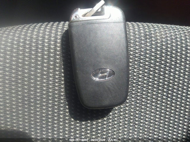 Hyundai VELOSTER 2016 KMHTC6AD5GU286421 Image 11