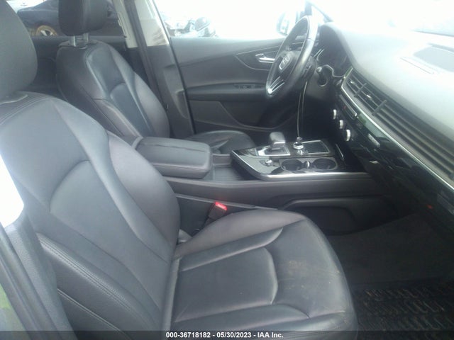 WA1LAAF75HD002703 Audi Q7 Premium Plus