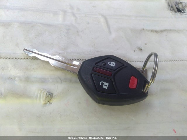4A4AR3AU2FE015603 Mitsubishi Outlander Sport Es