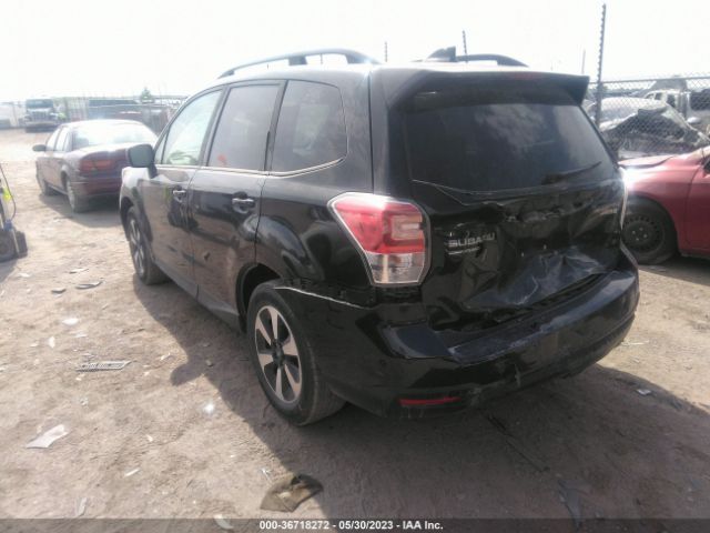 JF2SJAGC7HH495758 Subaru Forester Premium