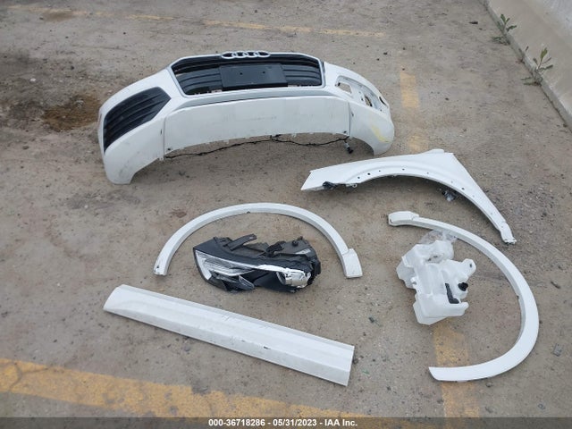 WA1BCCFS0JR029824 Audi Q3 Premium/sport Premium