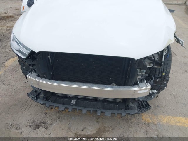 WA1BCCFS0JR029824 Audi Q3 Premium/sport Premium