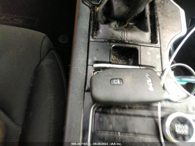 5XXG14J27NG090370 KIA K5 LXS
