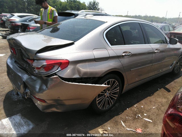 WBAJE7C34HG889504 BMW 5 Series 540i Xdrive