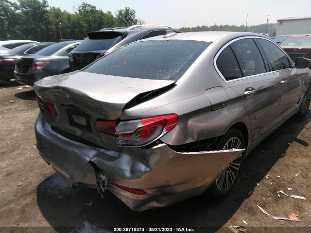 WBAJE7C34HG889504 BMW 5 Series 540i Xdrive