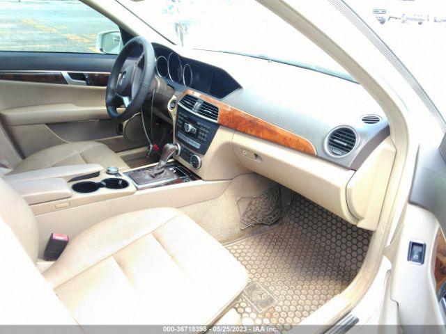 WDDGF4HB8EG244798 Mercedes-Benz C-class C 250
