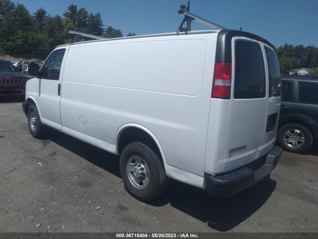 Chevrolet EXPRESS CARGO VAN 2019 1GCWGAFPXK1175806 Image 3