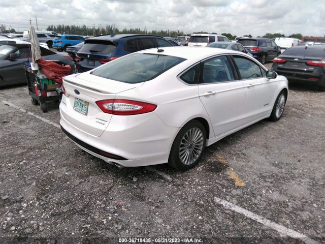 2014 FORD FUSION TITANIUM HYBRID VIN: 3FA6P0RUXER327188