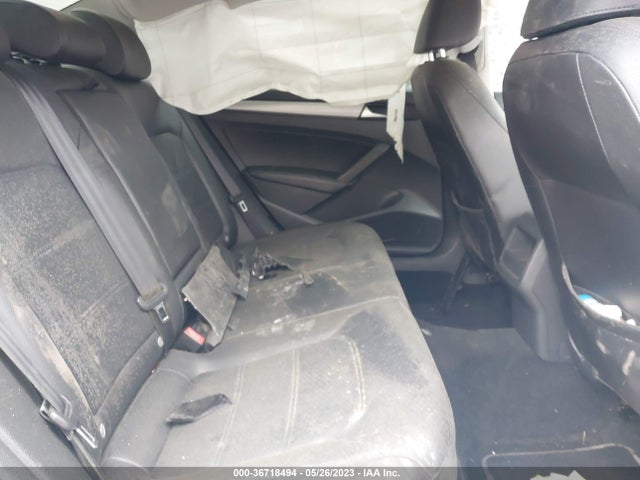 1VWAT7A32EC044419 Volkswagen Passat Wolfsburg Ed