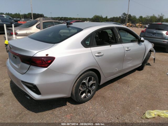 3KPF24AD7ME331894 KIA Forte Lxs