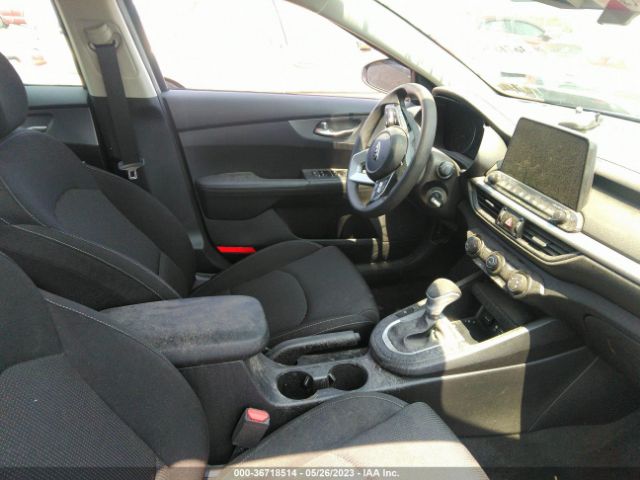 3KPF24AD7ME331894 KIA Forte Lxs
