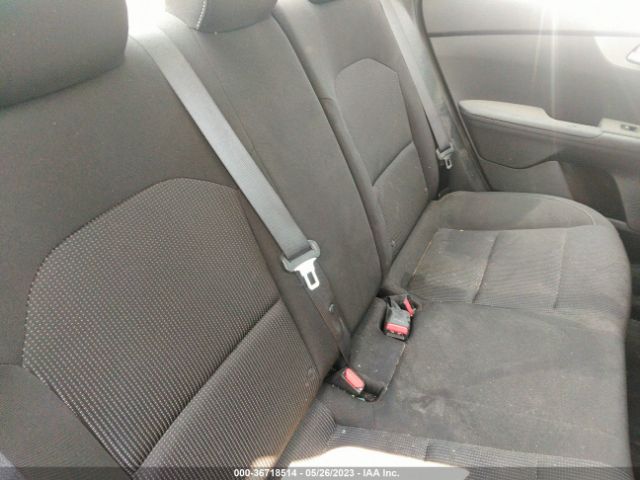 3KPF24AD7ME331894 KIA Forte Lxs