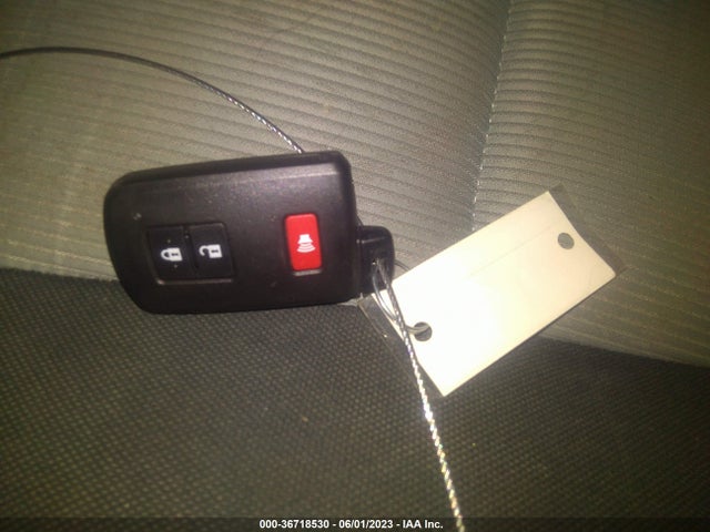 Toyota Prius C One/three/two/four 2014 JTDKDTB35E1559454 Image 3