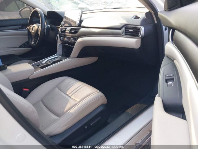 1HGCV3F93MA015552 Honda Accord Hybrid Touring