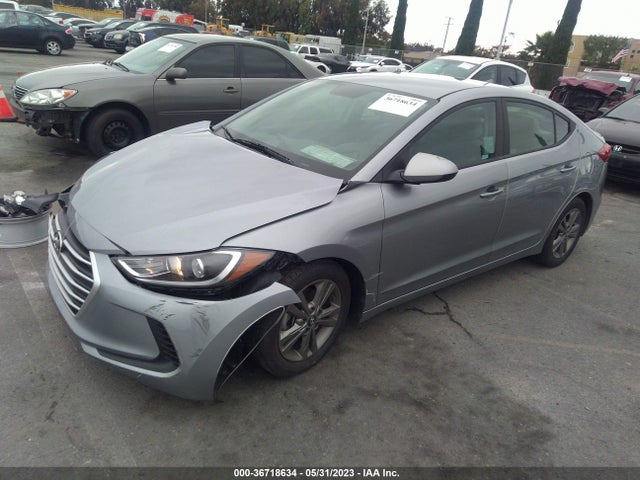 Hyundai ELANTRA SE 2017 5NPD84LFXHH072324 Image 2