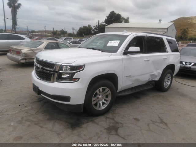Chevrolet Tahoe Lt 2018 1GNSCBKC1JR394468 Image 2