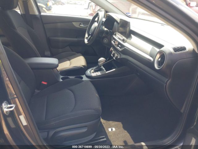 3KPF24AD6ME337878 KIA Forte Lxs