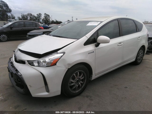 Toyota Prius V Two/five/three/four 2017 JTDZN3EU6HJ056519 Image 2