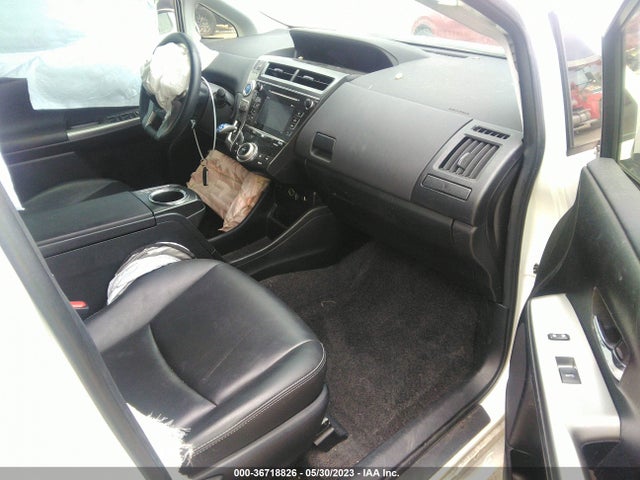 Toyota Prius V Two/five/three/four 2017 JTDZN3EU6HJ056519 Image 6