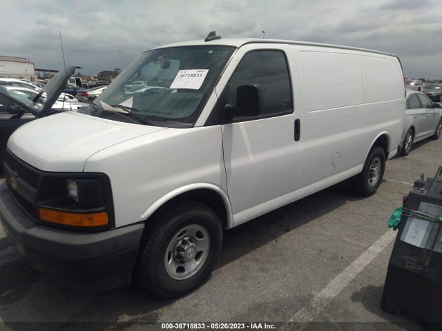 Chevrolet EXPRESS CARGO VAN 2017 1GCZGGFG7H1197545 Image 2