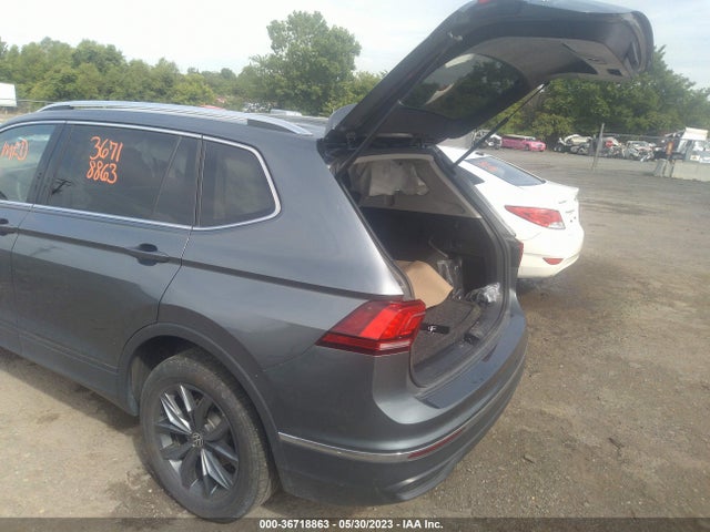 2022 VOLKSWAGEN TIGUAN SE VIN: 3VV2B7AX6NM118258