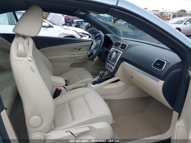 2014 Volkswagen Eos, VIN: WVWBW8AH1EV003977